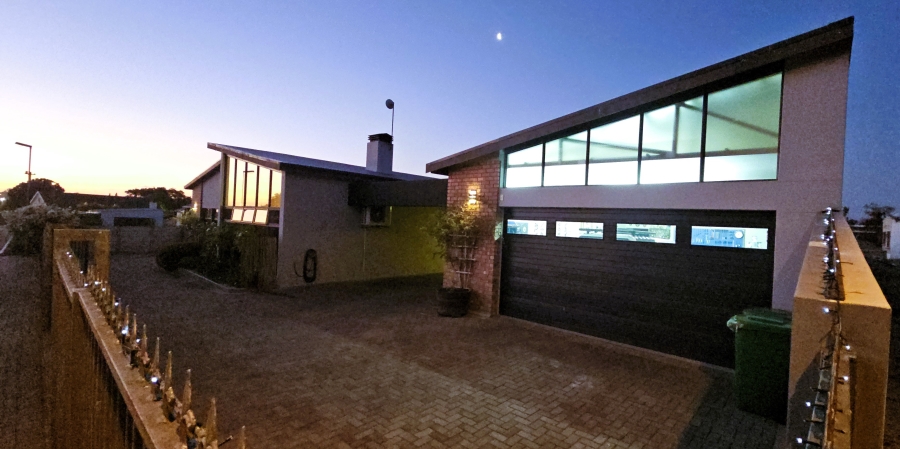 3 Bedroom Property for Sale in Hopefield Western Cape